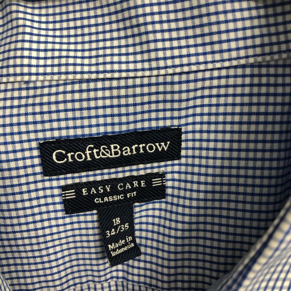 Men’s button down - Picture 2 of 3